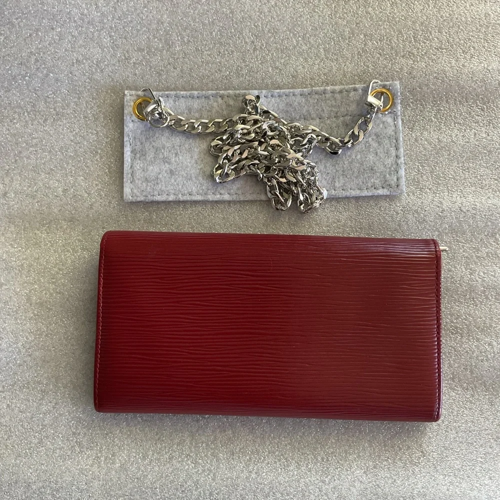 Louis Vuitton Red Leather Wallet with Chain - Picture 2 of 9